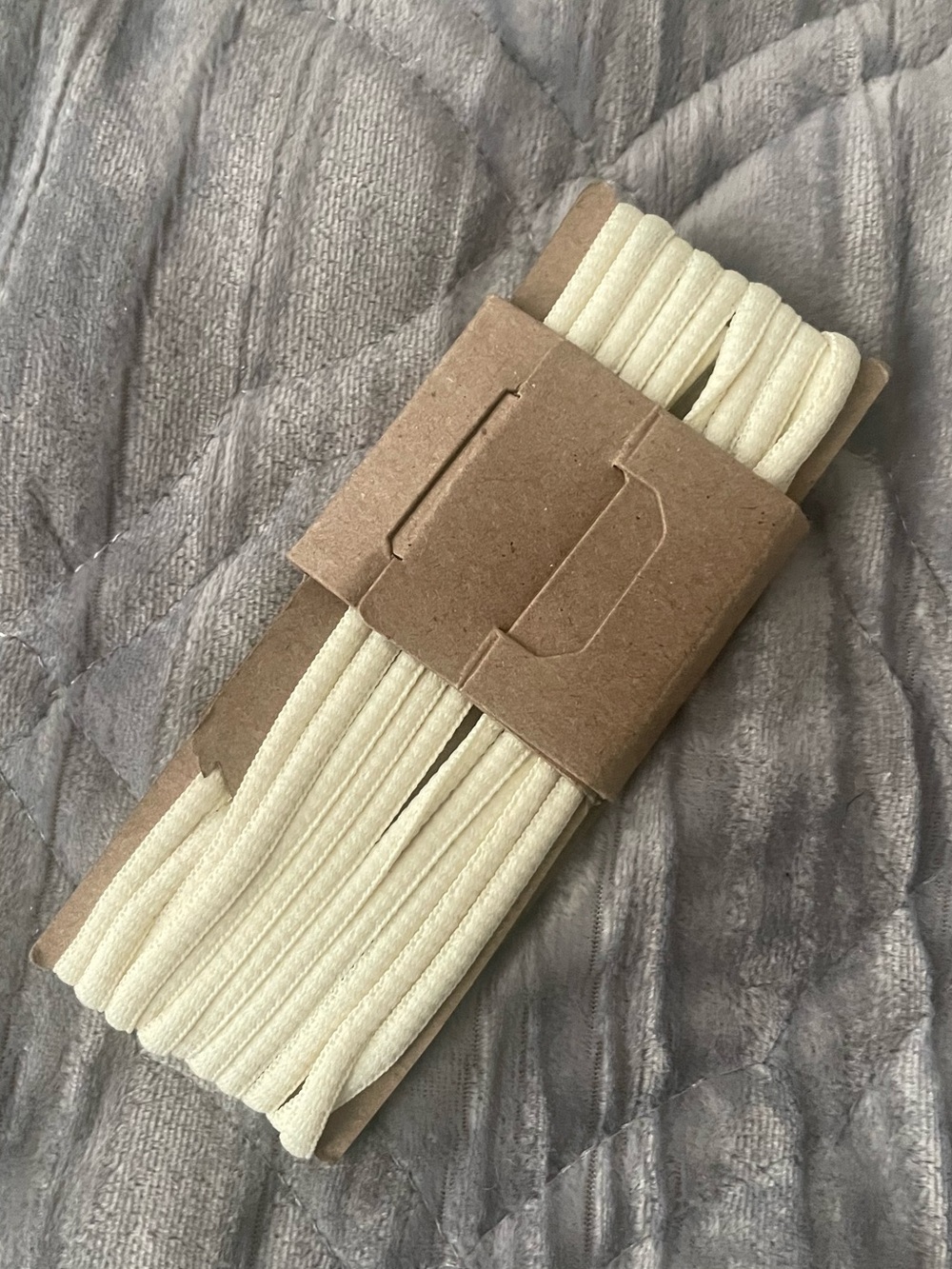 On Cloud Running Cream Athletic Shoe Laces - Picture 2 of 5